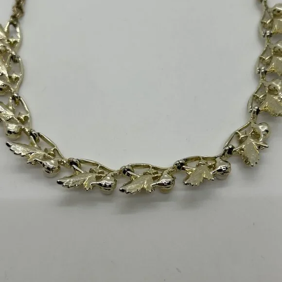 Vintage Judy Lee Gold Tone Necklace Leaf Design Faux Pearls Rhinestones Elegant - Picture 13 of 16